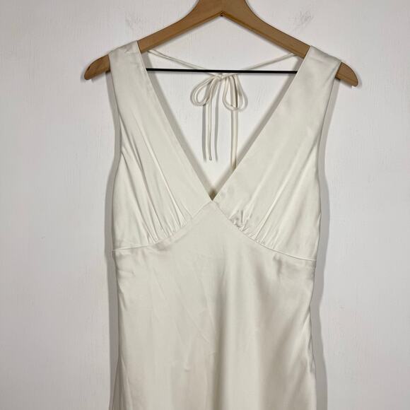 NEW Abercrombie & Fitch Maxi Dress Size Medium Petite White Plunge Cowl Back - Picture 5 of 16